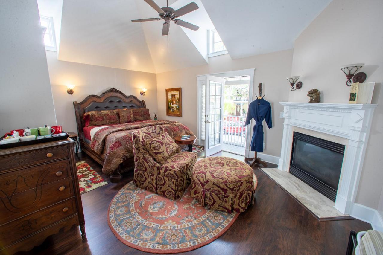 Carriage Way Centennial House - Adult Only- Saint Augustine Bed and Breakfast Buitenkant foto