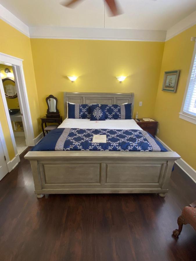 Carriage Way Centennial House - Adult Only- Saint Augustine Bed and Breakfast Buitenkant foto