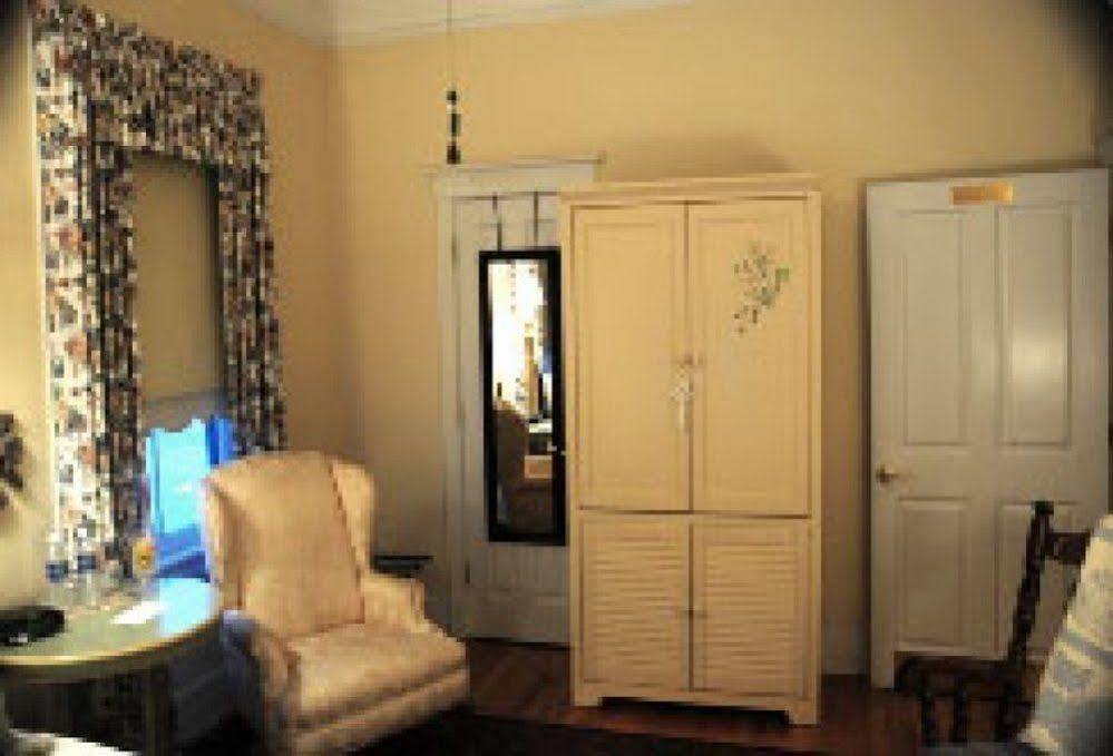 Carriage Way Centennial House - Adult Only- Saint Augustine Bed and Breakfast Buitenkant foto